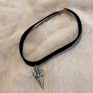 Silver arrow necklace